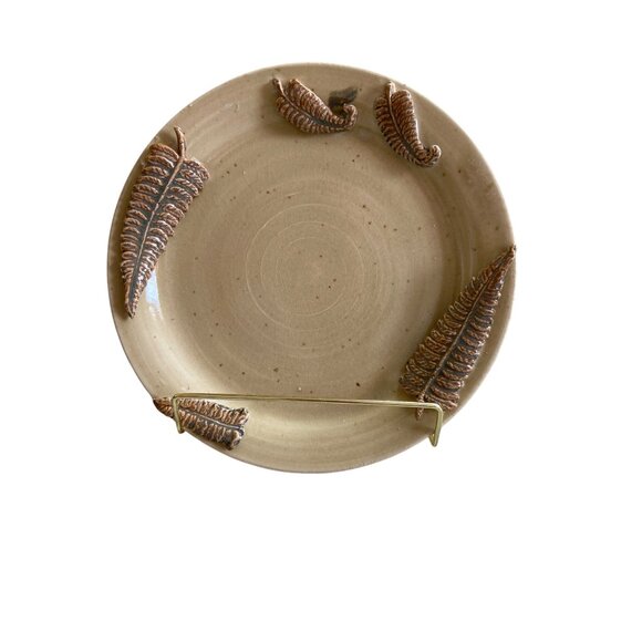Handcrafted Ceramic 9 in Plate Embossed Brown Green Fern Botanical Pottery - Picture 1 of 8